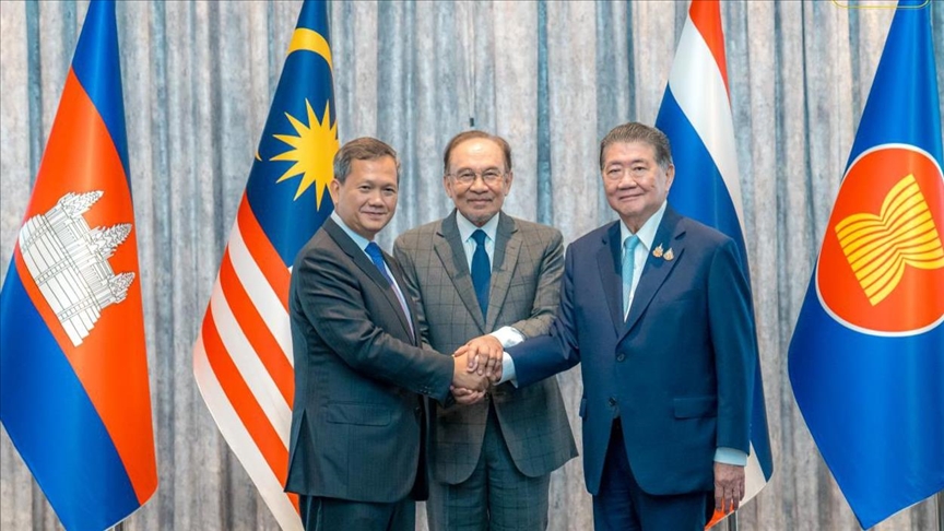 Thailand, Cambodia agree to 'immediate, unconditional' ceasefire