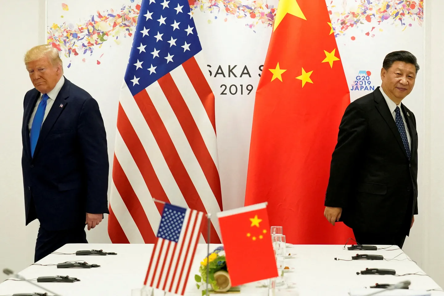 Trump threatens to impose 200 percent tariffs on China