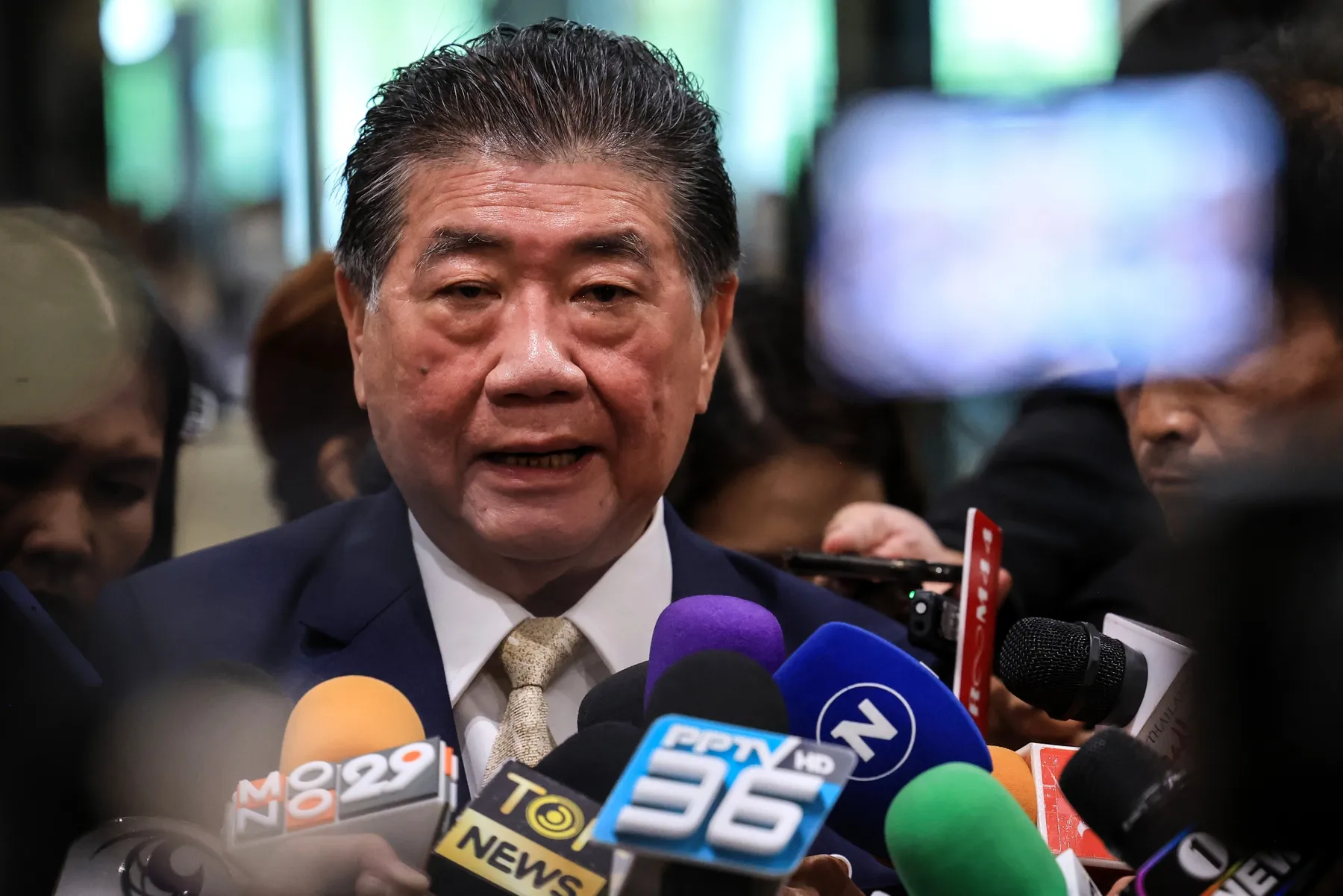 Thai Acting PM Seeks to Dissolve Parliament as New Race Heats Up