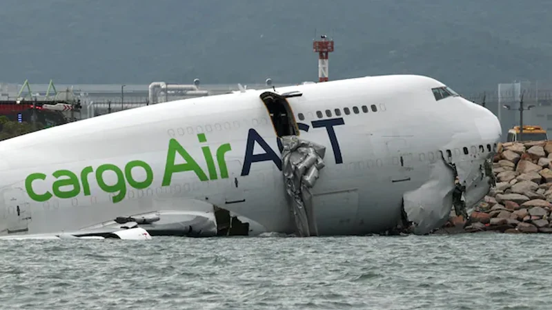 Cargo plane skids off runway in Hong Kong, 2 dead