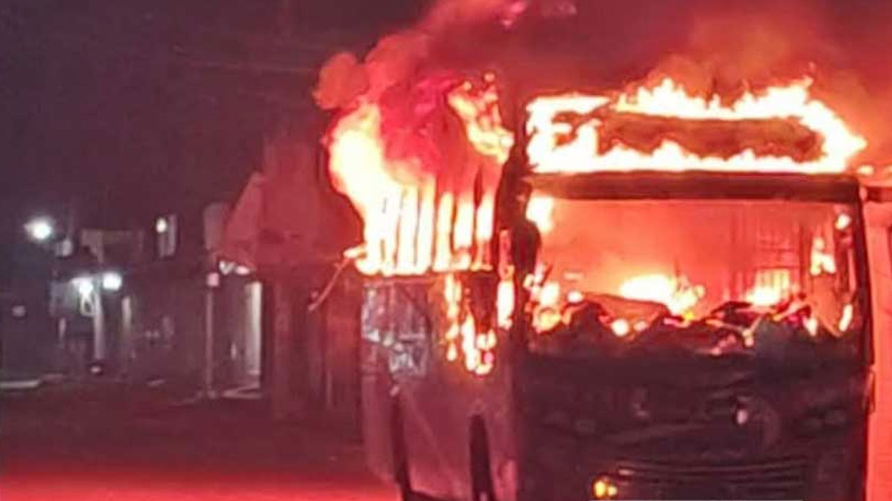 Bus catches fire in Mymensingh, driver dies of burns