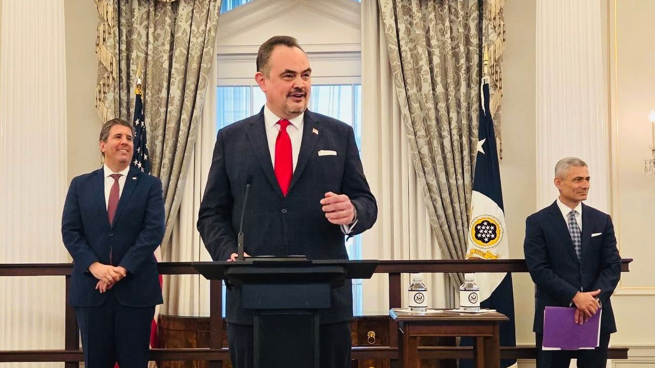 I am very familiar with Bangladesh: US ambassador